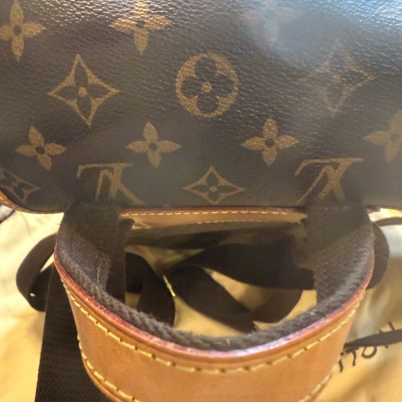 Authentic Louis Vuitton Bosphore Backpack with Monogram Pattern - Picture 6 of 11